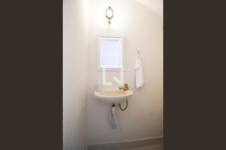 Lavabo de casa à venda com 3 quartos, 118m² em Vila Nova Conceição, São Paulo