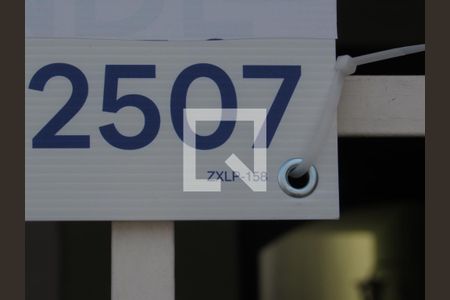 Placa de casa à venda com 3 quartos, 175m² em Bela Vista, Osasco