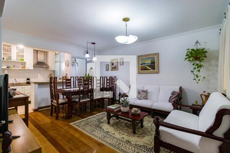 Sala de casa de condomínio à venda com 3 quartos, 111m² em Jardim Monte Kemel, São Paulo