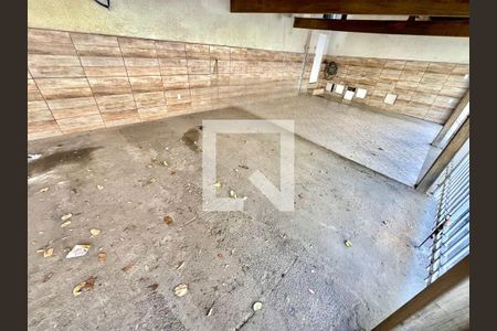 Vaga de Garagem de casa para alugar com 3 quartos, 77m² em Santa Monica, Belo Horizonte