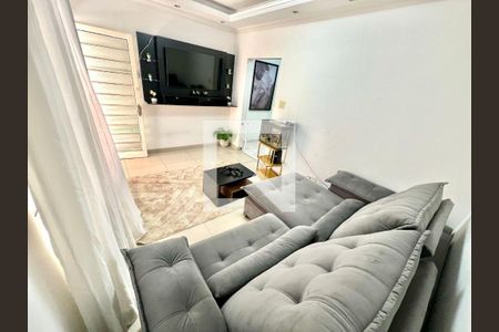 Sala de casa para alugar com 3 quartos, 77m² em Santa Monica, Belo Horizonte
