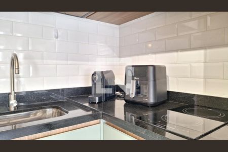 Cozinha de apartamento à venda com 1 quarto, 25m² em Pompeia, São Paulo