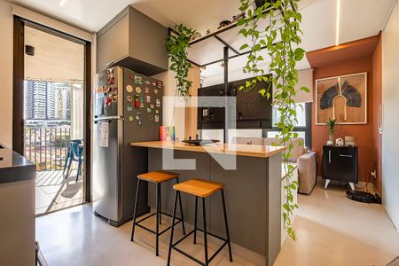 Sala/Cozinha de apartamento à venda com 1 quarto, 50m² em Sumarezinho, São Paulo