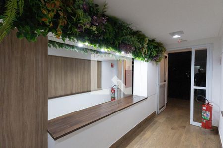 Hall de apartamento à venda com 2 quartos, 60m² em Parque Edu Chaves, São Paulo