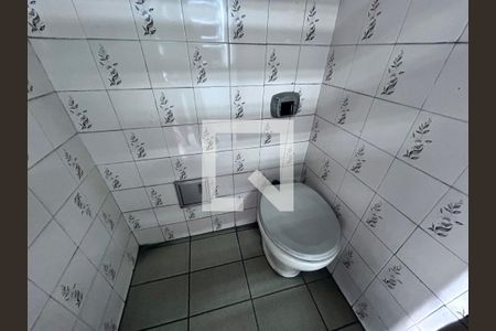 Lavabo 2 de casa à venda com 3 quartos, 316m² em Jardim Munhoz, Guarulhos