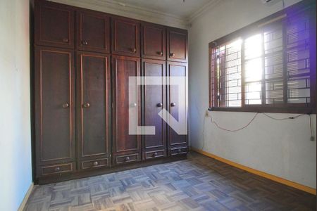 Quarto de casa para alugar com 3 quartos, 120m² em São João, Porto Alegre