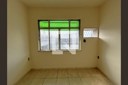 Quarto 2 de apartamento para alugar com 2 quartos, 100m² em Vila Valqueire, Rio de Janeiro