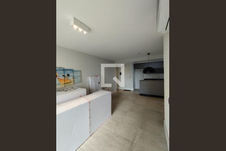 Sala de apartamento à venda com 3 quartos, 78m² em Vila Gumercindo, São Paulo