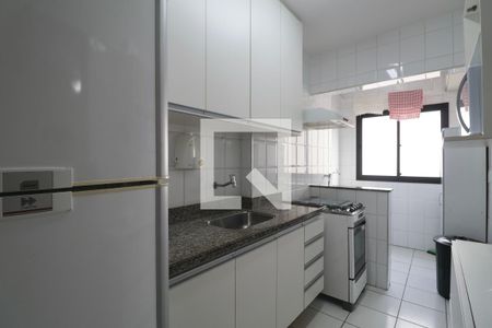 Cozinha de apartamento para alugar com 2 quartos, 80m² em Centro, Guarujá