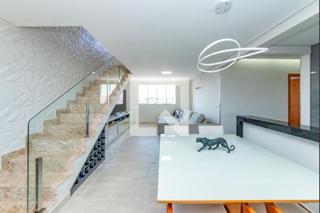 Sala 1 de apartamento à venda com 3 quartos, 180m² em Cabral, Contagem