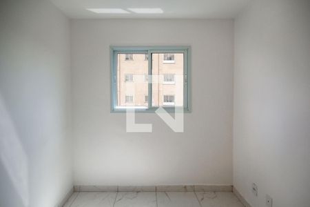 Quarto 2 de apartamento para alugar com 2 quartos, 33m² em Jardim Bandeirantes, São Paulo