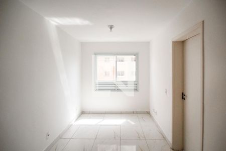 Sala de apartamento para alugar com 2 quartos, 33m² em Jardim Bandeirantes, São Paulo