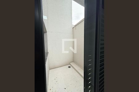 Vista de apartamento à venda com 2 quartos, 51m² em Vila Rosaria, São Paulo