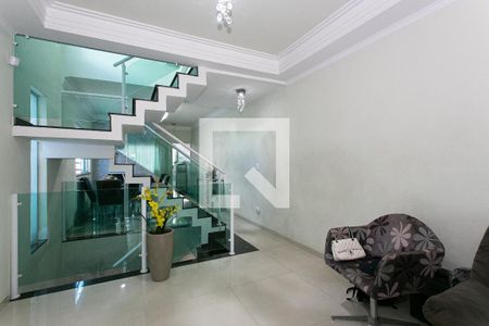 Sala de casa para alugar com 3 quartos, 320m² em Vila Antonina, São Paulo
