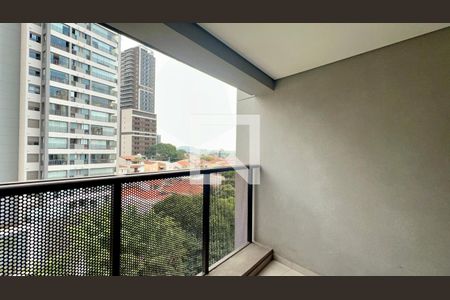Varanda de kitnet/studio para alugar com 1 quarto, 25m² em Pompeia, São Paulo
