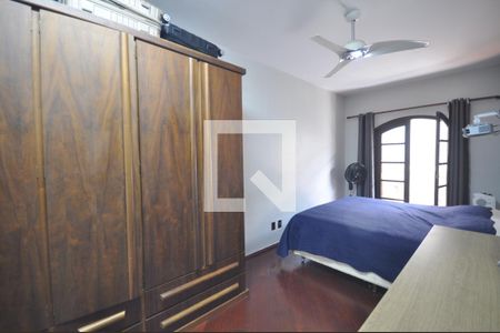 Quarto 1 de casa para alugar com 3 quartos, 400m² em Jardim Brasil (zona Norte), São Paulo