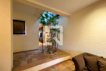 Sala 1 de casa à venda com 4 quartos, 460m² em Belvedere, Belo Horizonte