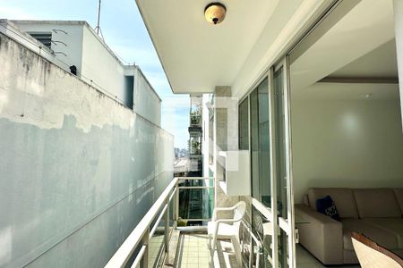 Varanda de apartamento à venda com 4 quartos, 140m² em Humaitá, Rio de Janeiro