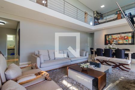 Sala de casa à venda com 3 quartos, 400m² em Teresópolis, Porto Alegre