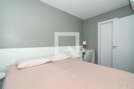 Suíte de apartamento à venda com 2 quartos, 60m² em Higienópolis, Porto Alegre