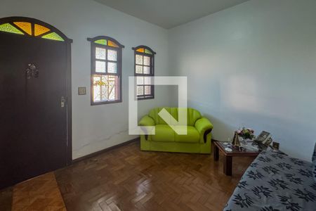 Sala de casa à venda com 2 quartos, 190m² em Novo Eldorado, Contagem
