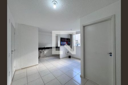 Sala de apartamento para alugar com 2 quartos, 45m² em Vargem Grande, Rio de Janeiro