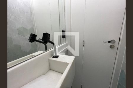 Lavabo de casa de condomínio para alugar com 3 quartos, 148m² em Parque Rincao, Cotia