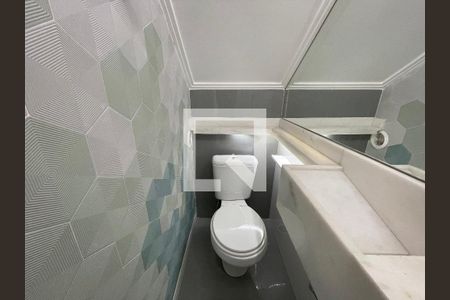 Lavabo de casa de condomínio para alugar com 3 quartos, 148m² em Parque Rincao, Cotia