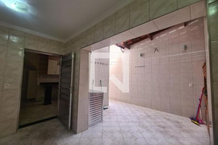 Área Externa de casa à venda com 3 quartos, 96m² em Vila Margarida, São Paulo