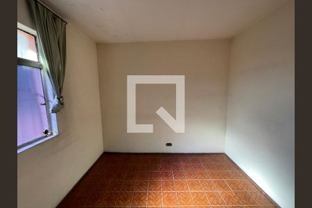 Quarto 1 de casa para alugar com 2 quartos, 150m² em Jardim Arpoador, São Paulo