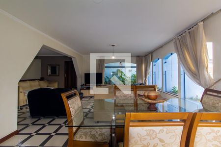 Sala de casa à venda com 4 quartos, 277m² em Sítio da Figueira, São Paulo