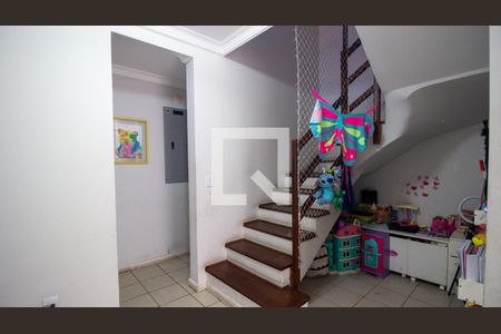 Sala de casa de condomínio à venda com 4 quartos, 170m² em Recreio dos Bandeirantes, Rio de Janeiro