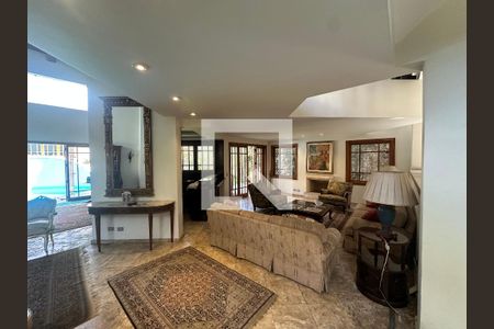 Sala de casa para alugar com 4 quartos, 540m² em Alphaville Residencial Dois, Barueri