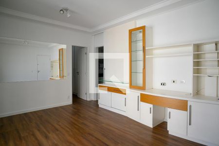 Sala de apartamento para alugar com 3 quartos, 93m² em Vila Gumercindo, São Paulo