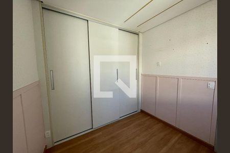 Quarto 2 de apartamento para alugar com 3 quartos, 74m² em Gramado, Cotia