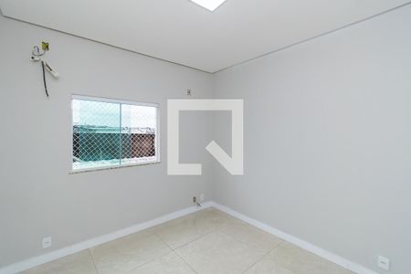Quarto 1 de apartamento para alugar com 3 quartos, 104m² em Cordovil, Rio de Janeiro