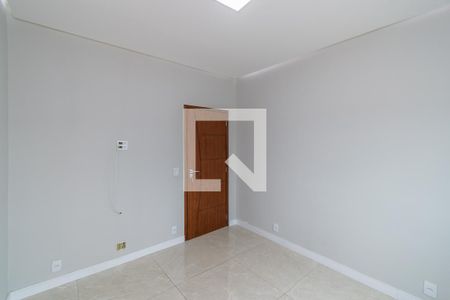 Quarto 1 de apartamento para alugar com 3 quartos, 104m² em Cordovil, Rio de Janeiro