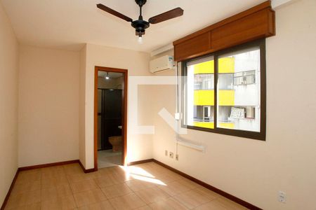  Suíte de apartamento para alugar com 2 quartos, 73m² em Santana, Porto Alegre