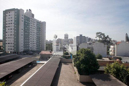 Sala Vista de apartamento para alugar com 2 quartos, 73m² em Santana, Porto Alegre