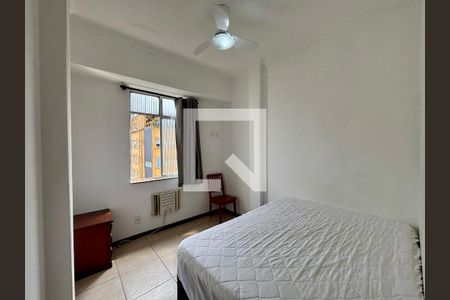 Quarto 1 de apartamento à venda com 2 quartos, 60m² em Copacabana, Rio de Janeiro