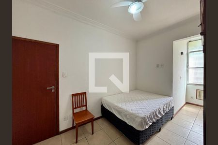 Quarto 1 de apartamento à venda com 2 quartos, 60m² em Copacabana, Rio de Janeiro