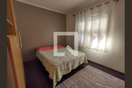 Quarto de casa à venda com 3 quartos, 326m² em Jardim Utinga, Santo André