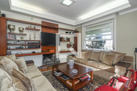 Sala de casa à venda com 3 quartos, 490m² em Petrópolis, Porto Alegre