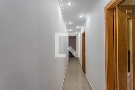 Corredor de casa à venda com 3 quartos, 276m² em Campanário, Diadema