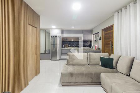 Sala de casa para alugar com 2 quartos, 80m² em Vila Carrão, São Paulo