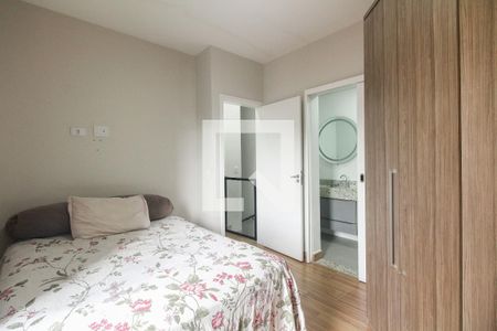 Suíte 1 de casa para alugar com 2 quartos, 80m² em Vila Carrão, São Paulo