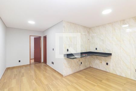 Sala/Cozinha de apartamento para alugar com 2 quartos, 40m² em Jardim Casa Pintada, São Paulo