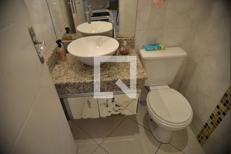 Lavabo de casa à venda com 3 quartos, 125m² em Vila Scarpelli, Santo André