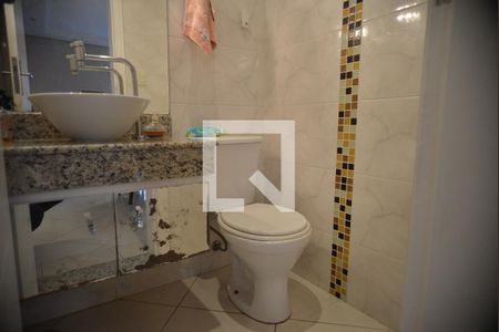 Lavabo de casa à venda com 3 quartos, 125m² em Vila Scarpelli, Santo André