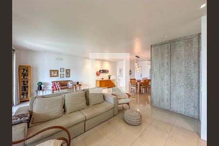 Sala 1 de apartamento à venda com 3 quartos, 176m² em Laranjeiras, Rio de Janeiro